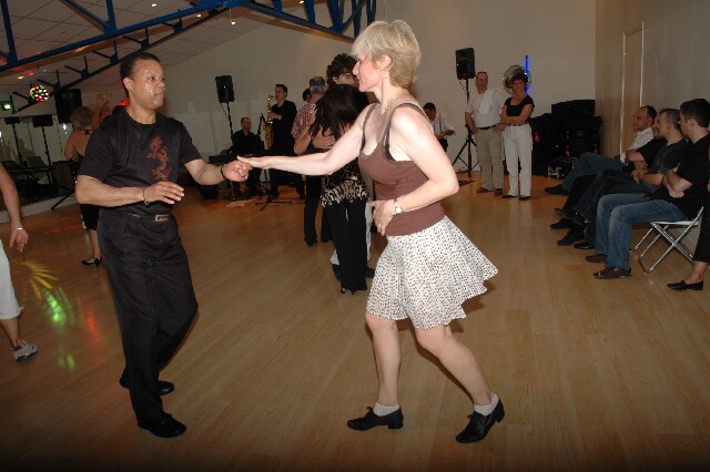 min 2008 06 28 aupra dance 216